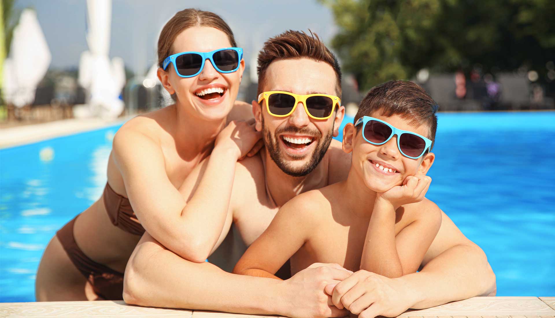 Rilassarsi in piscina